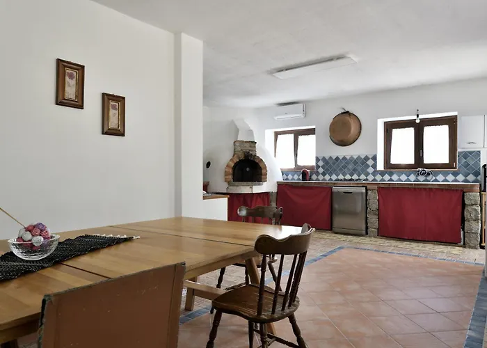 度假居 Casa Ami 阿尔扎纳